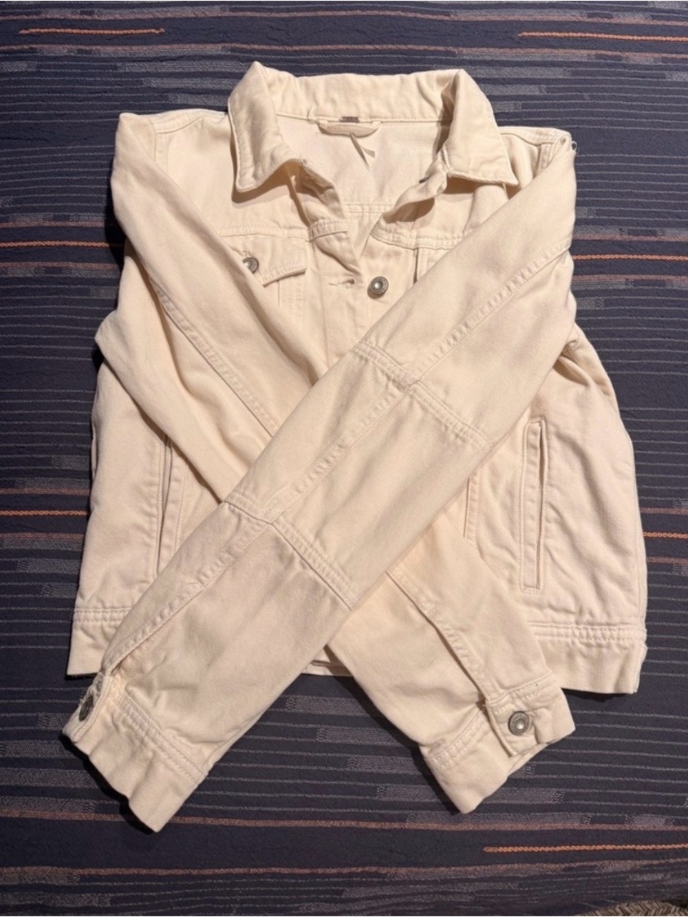 Free People Rumors denim jacket in ecru, size S - Picture 7 of 9
